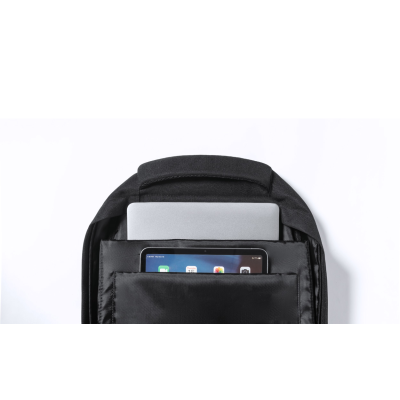 Young RPET hátizsák laptop 15" és tablet 12" tartóval, fekete