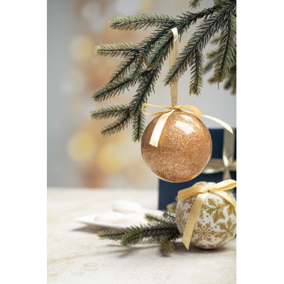 Karácsonyfadísz díszdobozban