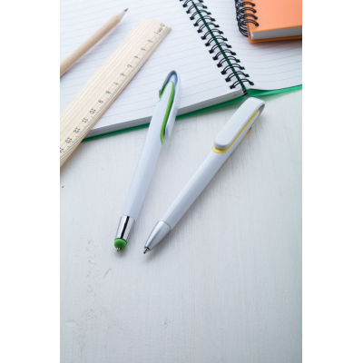 Serval műanyag golyóstoll, ezüst hatású tollvéggel