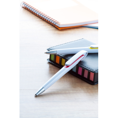 Serval műanyag golyóstoll, ezüst hatású tollvéggel