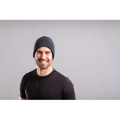 Lucca sapka fényvisszaverő anyagból