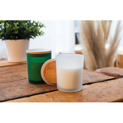 Daizu XL növényi alapú illatgyertya homokfúvott üvegtartóban