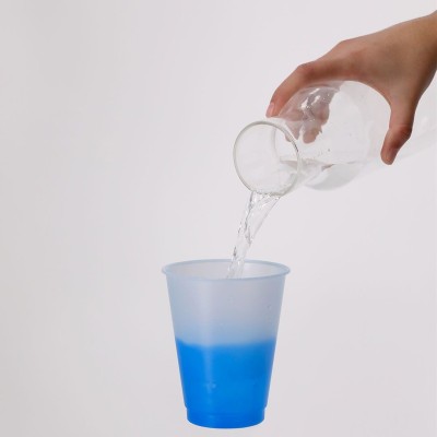 Színváltós pohár 500 ml – látványos reklámajándék