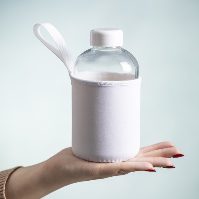 Üveg kulacs védőtokkal 600 ml – emblémázható reklámajándék